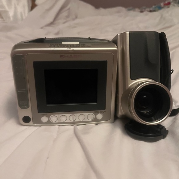 SHARP VIEWCAM CAMERA CAMCORDER VINTAGE!!! VL-E680 - Picture 15 of 16